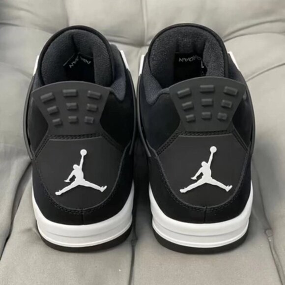 NEW Air Jordan 4 Retro 'White Thunder Women's - Picture 3 of 6